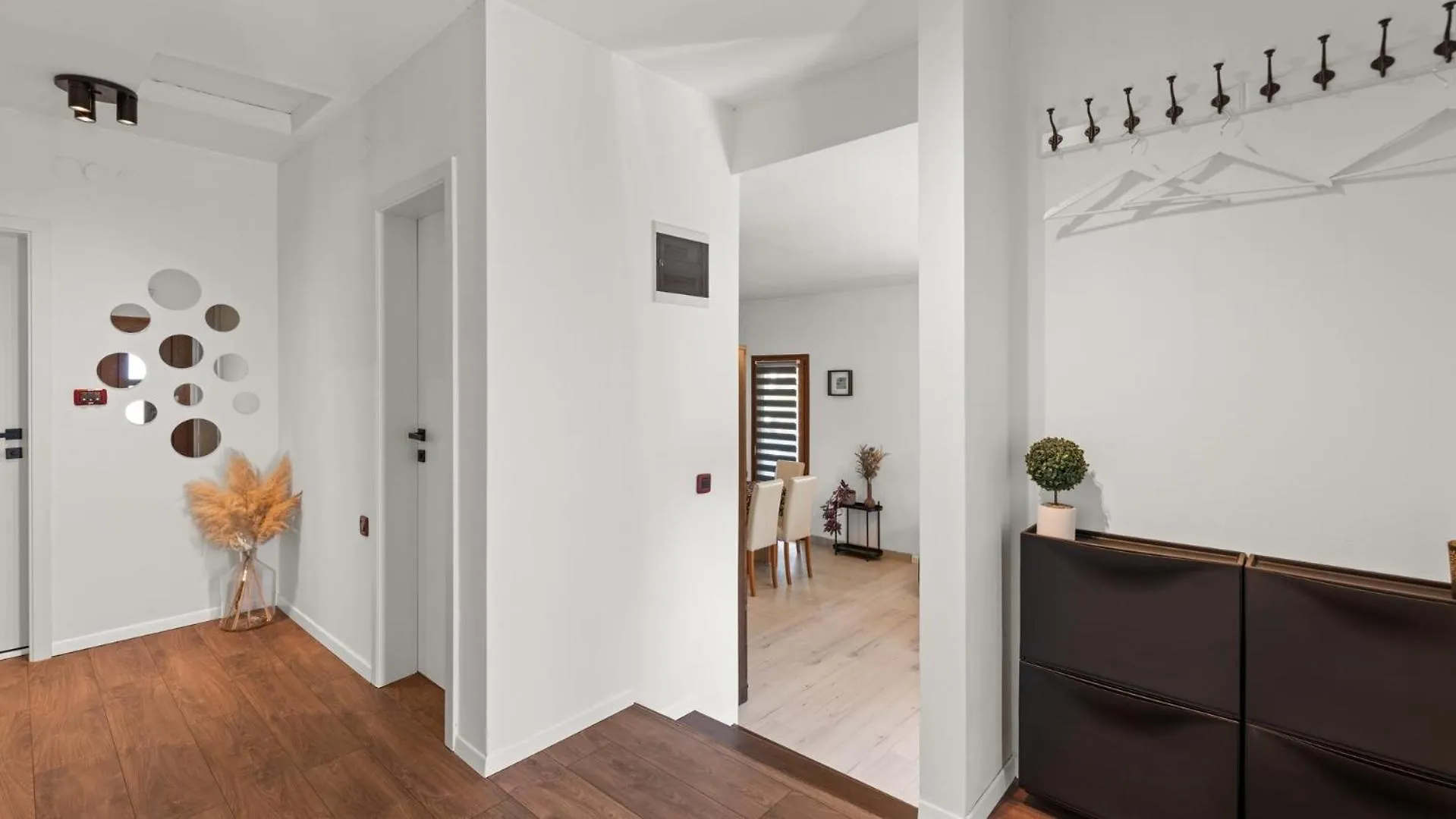 ゲストハウス Villa Zivolic Bičići